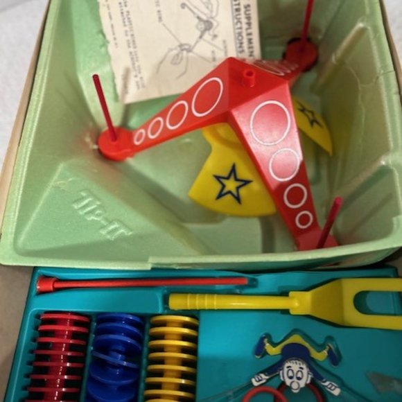 1965 ORIGINAL BOX IDEAL TIP IT BOARD GAME VINTAGE ALL PIECES ARE INCLUDED - Picture 2 of 6